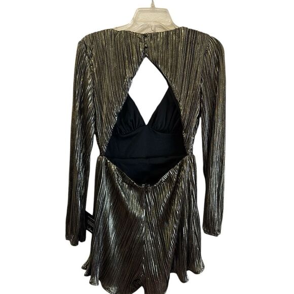 NWT Lulus Romper - Picture 4 of 5